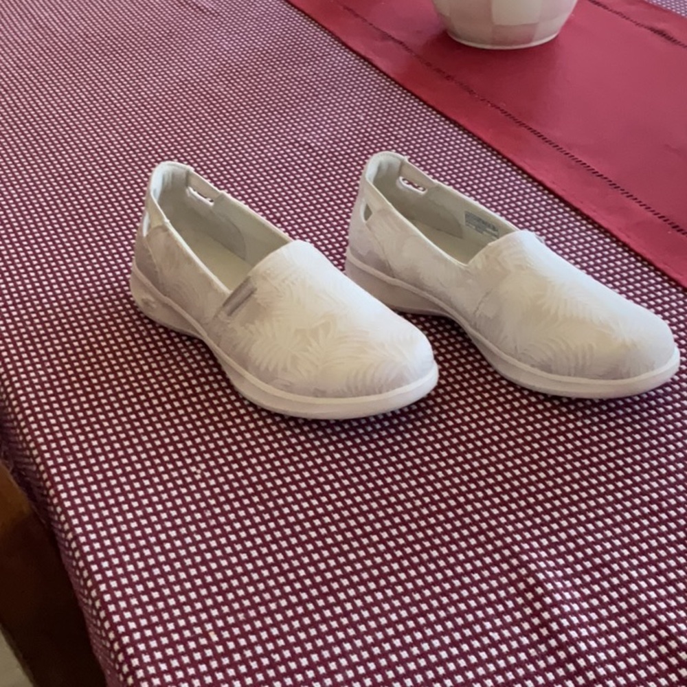 Skechers goga mat shoes